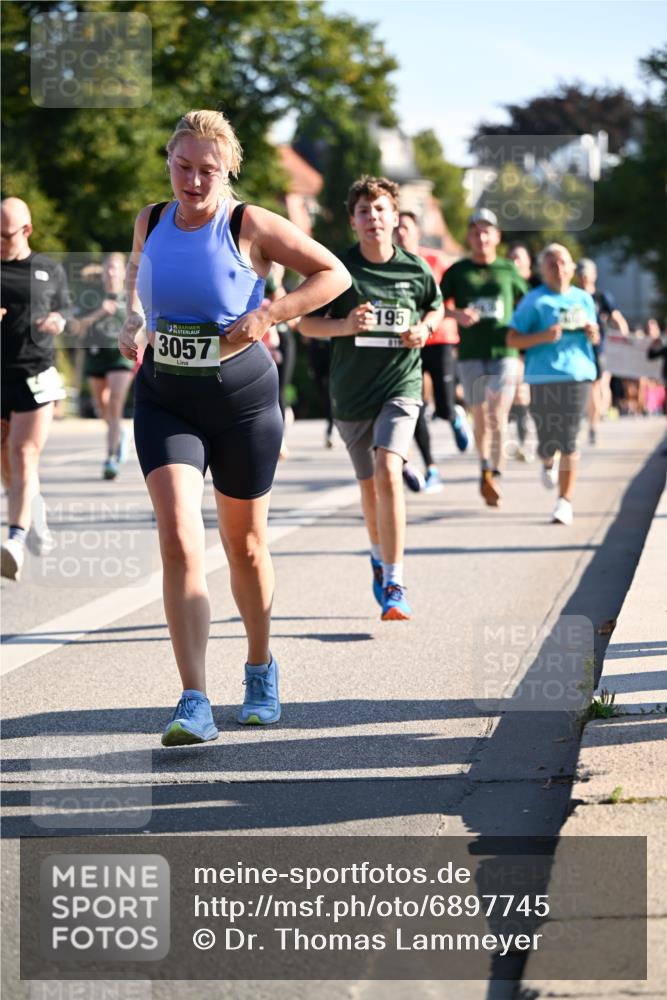 01.09.2024 - BARMER Alsterlauf Dr. Thomas Lammeyer http://msf.ph/oto/6897745 01.09.2024 09:35:57 Laufen 3057, 195 meine-sportfotos.de