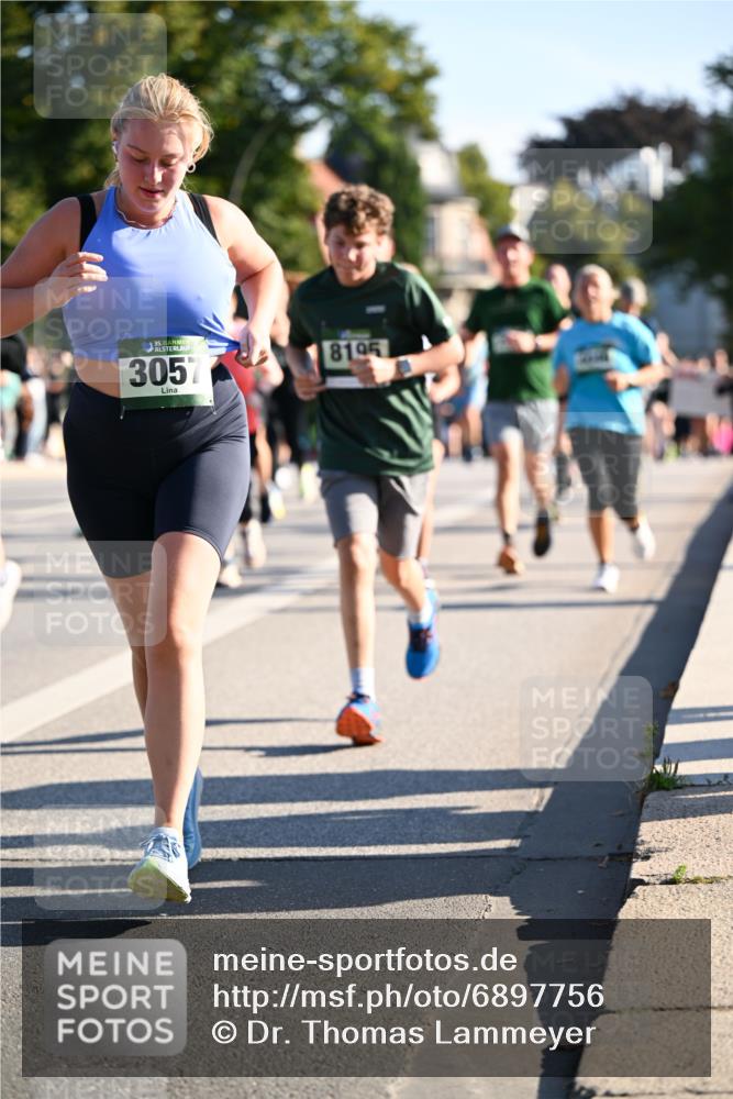 01.09.2024 - BARMER Alsterlauf Dr. Thomas Lammeyer http://msf.ph/oto/6897756 01.09.2024 09:35:57 Laufen 35, 3057, 8195 meine-sportfotos.de