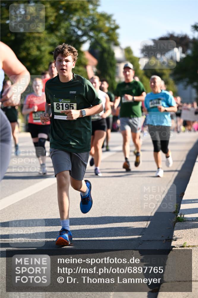 01.09.2024 - BARMER Alsterlauf Dr. Thomas Lammeyer http://msf.ph/oto/6897765 01.09.2024 09:35:58 Laufen 35, 35, 8195 meine-sportfotos.de