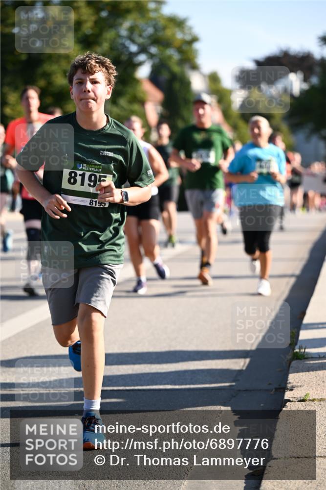 01.09.2024 - BARMER Alsterlauf Dr. Thomas Lammeyer http://msf.ph/oto/6897776 01.09.2024 09:35:58 Laufen 8195, 8195 meine-sportfotos.de
