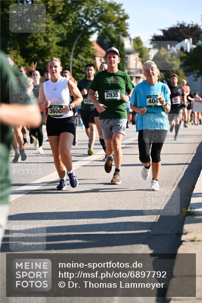 01.09.2024 - BARMER Alsterlauf Dr. Thomas Lammeyer http://msf.ph/oto/6897792 01.09.2024 09:35:59 Laufen 3600, 529, 2935, 404 meine-sportfotos.de