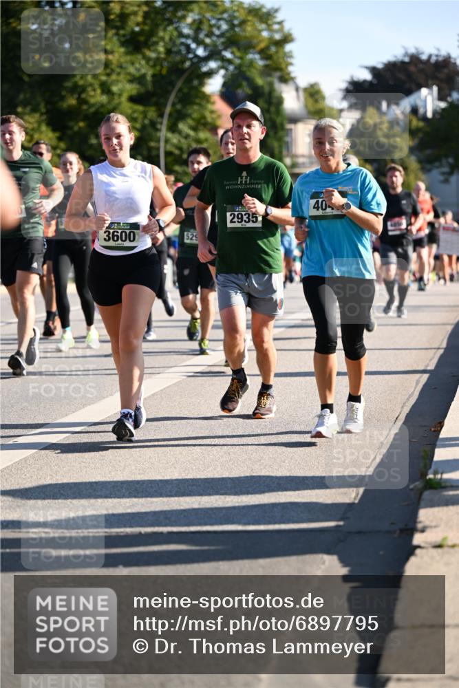 01.09.2024 - BARMER Alsterlauf Dr. Thomas Lammeyer http://msf.ph/oto/6897795 01.09.2024 09:35:59 Laufen 3600, 529, 2935, 40 meine-sportfotos.de