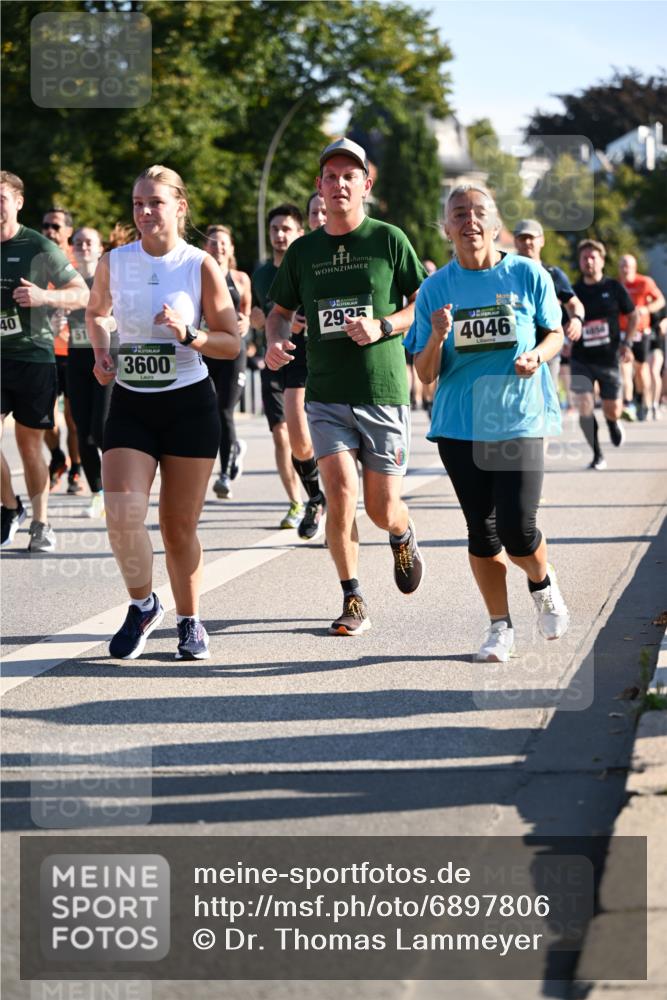 01.09.2024 - BARMER Alsterlauf Dr. Thomas Lammeyer http://msf.ph/oto/6897806 01.09.2024 09:35:59 Laufen 40, 3600, 2935, 4046 meine-sportfotos.de