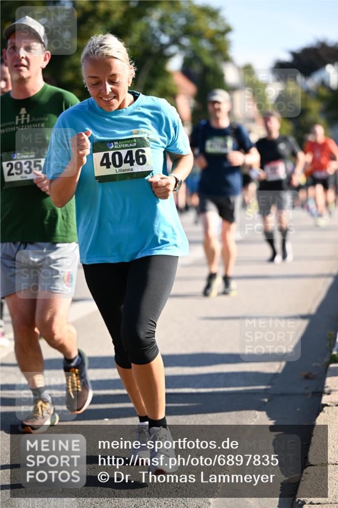 01.09.2024 - BARMER Alsterlauf Dr. Thomas Lammeyer http://msf.ph/oto/6897835 01.09.2024 09:36:01 Laufen 2935, 35, 4046 meine-sportfotos.de