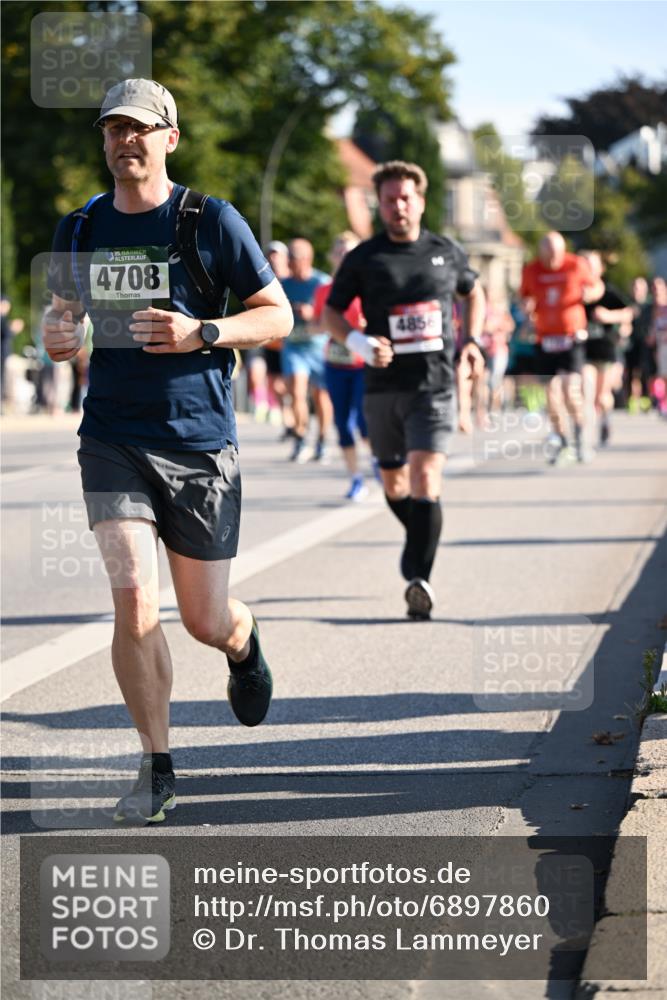 01.09.2024 - BARMER Alsterlauf Dr. Thomas Lammeyer http://msf.ph/oto/6897860 01.09.2024 09:36:03 Laufen 135, 4708, 4856 meine-sportfotos.de