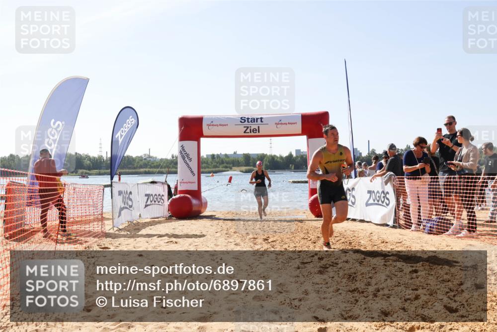 01.09.2024 - 17. Tribühne Triathlon Luisa Fischer http://msf.ph/oto/6897861 01.09.2024 11:42:47 Schwimmen 624, 656, 669 meine-sportfotos.de