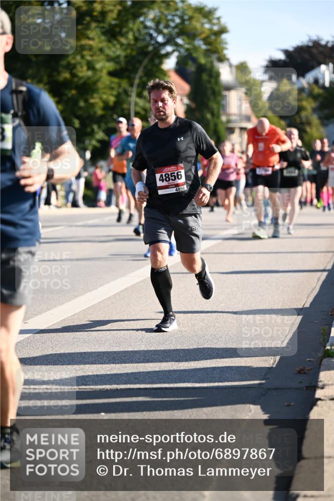 01.09.2024 - BARMER Alsterlauf Dr. Thomas Lammeyer http://msf.ph/oto/6897867 01.09.2024 09:36:03 Laufen 4856, 4856 meine-sportfotos.de