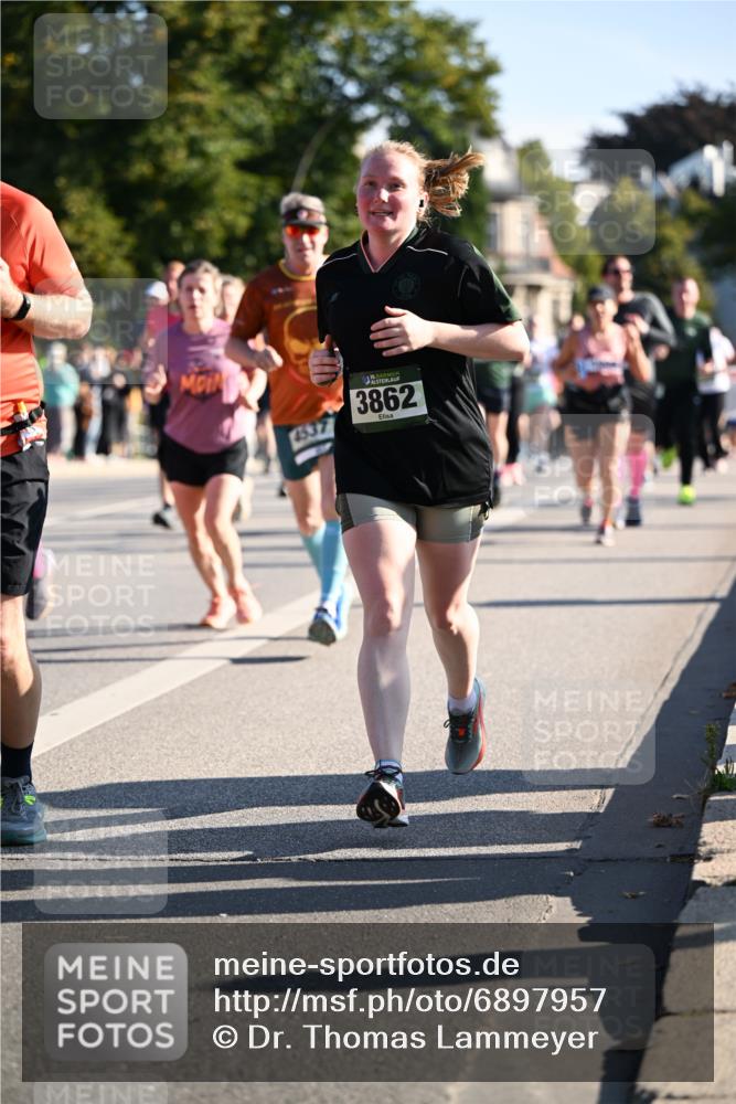 01.09.2024 - BARMER Alsterlauf Dr. Thomas Lammeyer http://msf.ph/oto/6897957 01.09.2024 09:36:07 Laufen 4537, 3862 meine-sportfotos.de