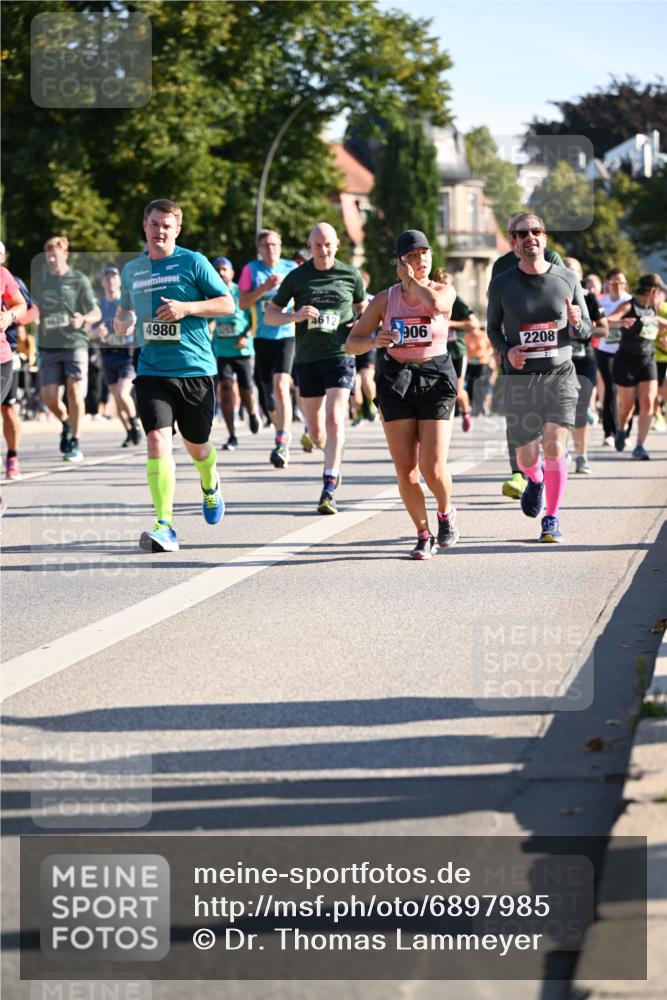 01.09.2024 - BARMER Alsterlauf Dr. Thomas Lammeyer http://msf.ph/oto/6897985 01.09.2024 09:36:09 Laufen 4612, 4980, 906, 2208 meine-sportfotos.de