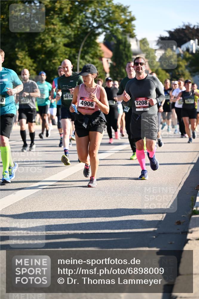 01.09.2024 - BARMER Alsterlauf Dr. Thomas Lammeyer http://msf.ph/oto/6898009 01.09.2024 09:36:10 Laufen 4612, 30, 4906, 2208, 2208, 2611 meine-sportfotos.de