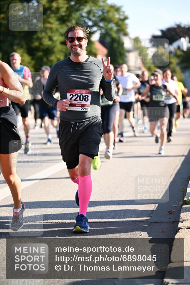 01.09.2024 - BARMER Alsterlauf Dr. Thomas Lammeyer http://msf.ph/oto/6898045 01.09.2024 09:36:12 Laufen 135, 2208, 2208 meine-sportfotos.de