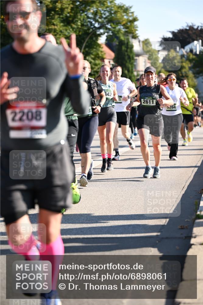 01.09.2024 - BARMER Alsterlauf Dr. Thomas Lammeyer http://msf.ph/oto/6898061 01.09.2024 09:36:13 Laufen 2208, 342, 2611, 5264 meine-sportfotos.de