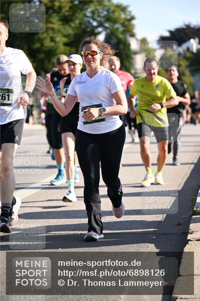 01.09.2024 - BARMER Alsterlauf Dr. Thomas Lammeyer http://msf.ph/oto/6898126 01.09.2024 09:36:16 Laufen 261, 135 meine-sportfotos.de