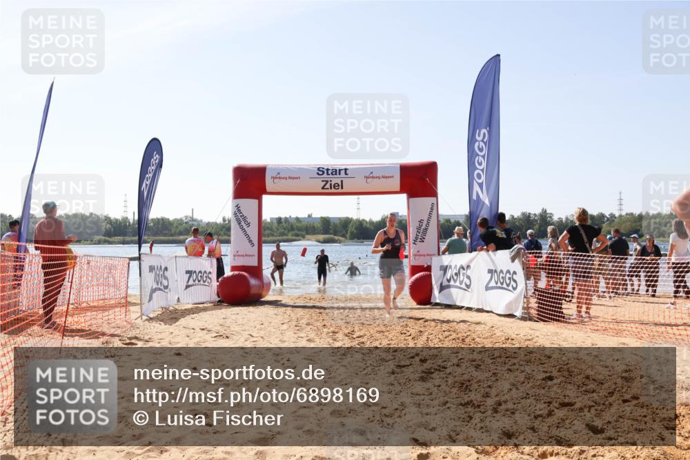 01.09.2024 - 17. Tribühne Triathlon Luisa Fischer http://msf.ph/oto/6898169 01.09.2024 11:43:56 Schwimmen 177, 625, 630, 688 meine-sportfotos.de