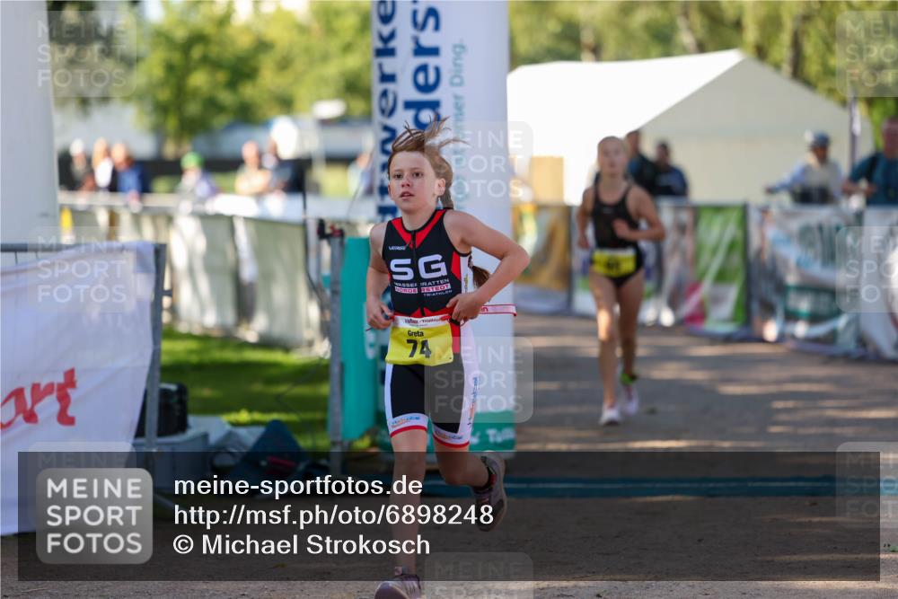 01.09.2024 - 17. Tribühne Triathlon Michael Strokosch http://msf.ph/oto/6898248 01.09.2024 09:55:56 Ziel 74, 95 meine-sportfotos.de