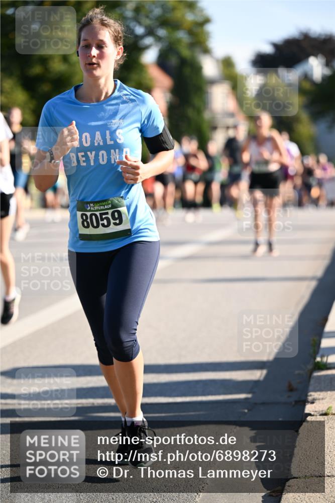 01.09.2024 - BARMER Alsterlauf Dr. Thomas Lammeyer http://msf.ph/oto/6898273 01.09.2024 09:36:28 Laufen 1635, 8059 meine-sportfotos.de