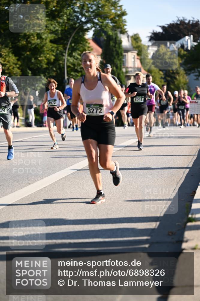01.09.2024 - BARMER Alsterlauf Dr. Thomas Lammeyer http://msf.ph/oto/6898326 01.09.2024 09:36:31 Laufen 4972, 274, 3272, 2041 meine-sportfotos.de