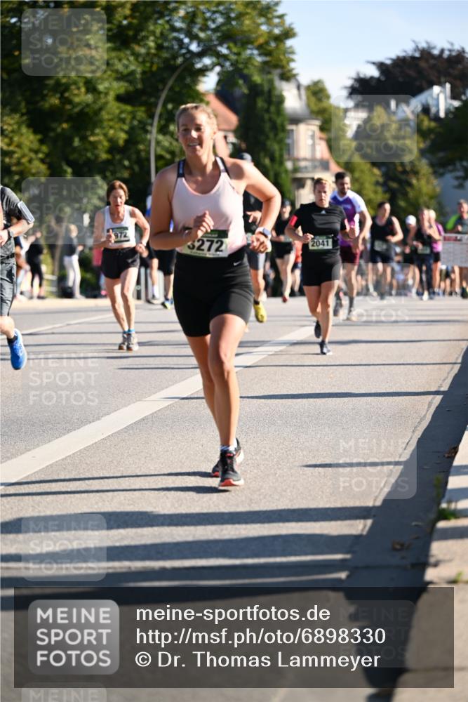 01.09.2024 - BARMER Alsterlauf Dr. Thomas Lammeyer http://msf.ph/oto/6898330 01.09.2024 09:36:31 Laufen 3272, 2041 meine-sportfotos.de