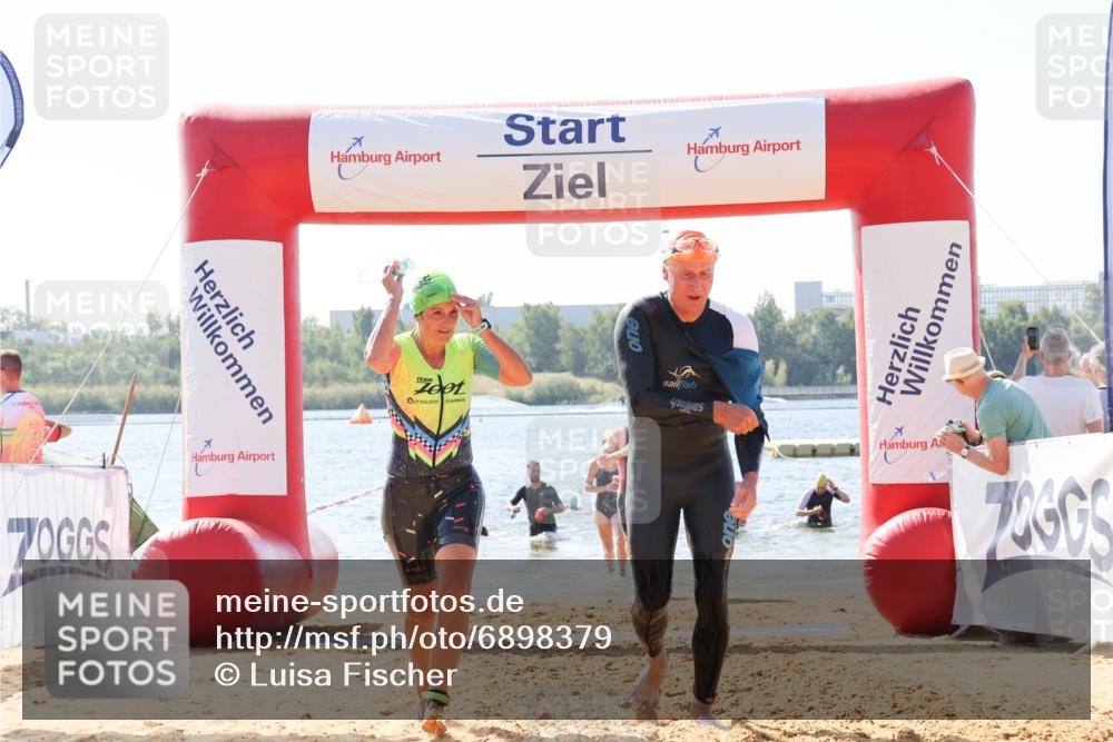 01.09.2024 - 17. Tribühne Triathlon Luisa Fischer http://msf.ph/oto/6898379 01.09.2024 11:44:18 Schwimmen 621, 631, 678, 709 meine-sportfotos.de