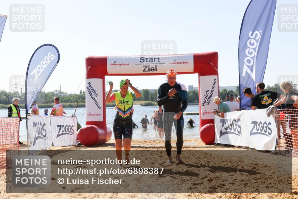 01.09.2024 - 17. Tribühne Triathlon Luisa Fischer http://msf.ph/oto/6898387 01.09.2024 11:44:18 Schwimmen 621, 631, 678, 709 meine-sportfotos.de