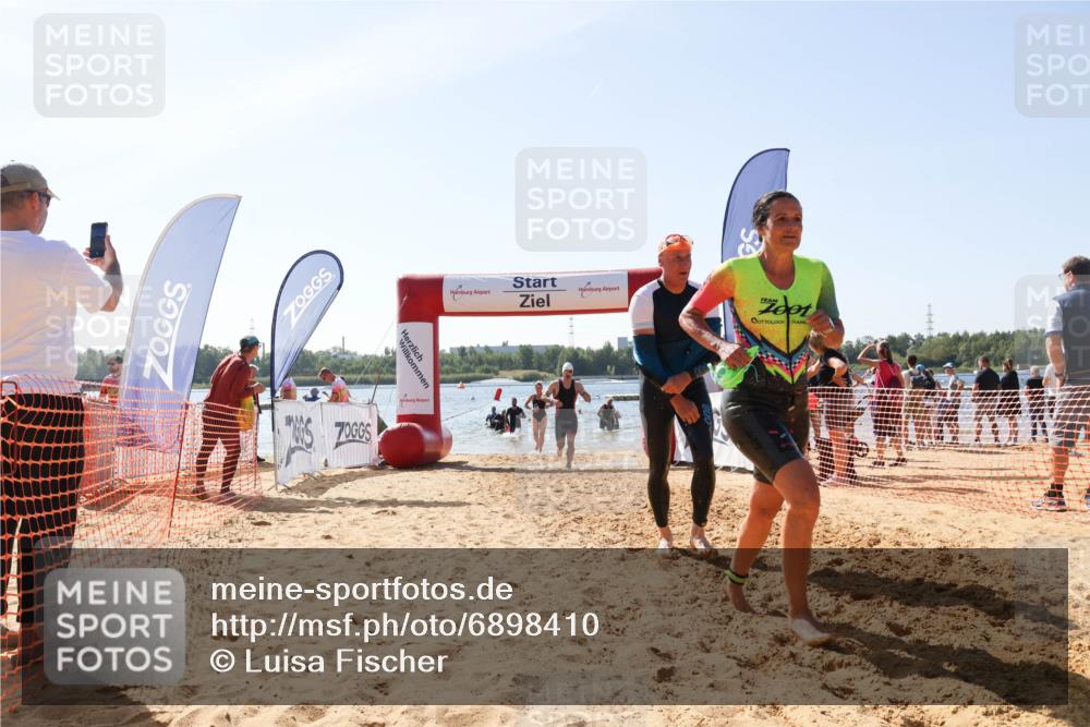 01.09.2024 - 17. Tribühne Triathlon Luisa Fischer http://msf.ph/oto/6898410 01.09.2024 11:44:20 Schwimmen 594, 621, 631, 648, 671, 678, 709 meine-sportfotos.de