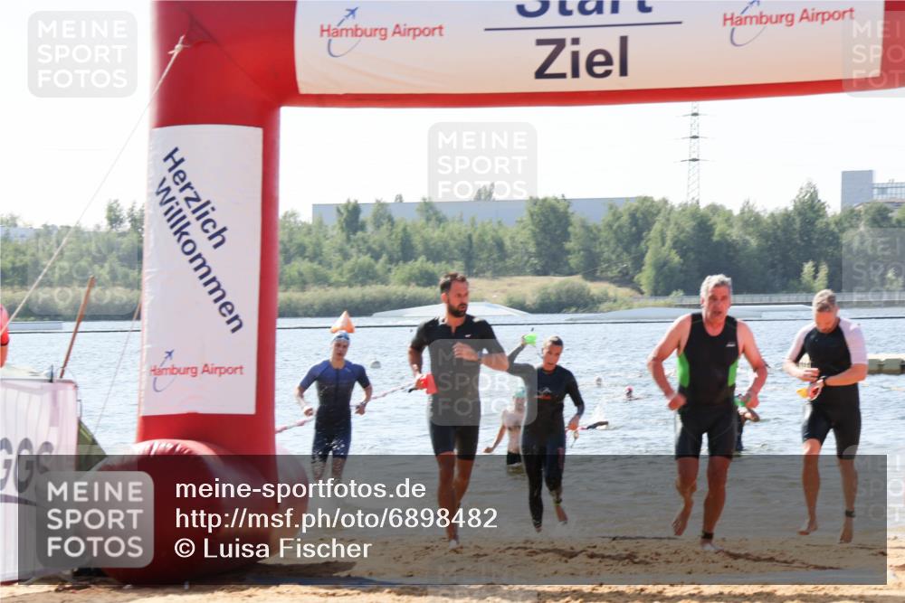 01.09.2024 - 17. Tribühne Triathlon Luisa Fischer http://msf.ph/oto/6898482 01.09.2024 11:44:26 Schwimmen 594, 631, 648, 671, 678, 692, 704, 706 meine-sportfotos.de