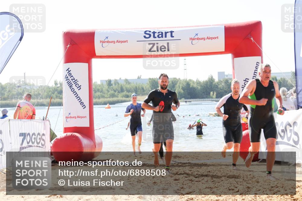 01.09.2024 - 17. Tribühne Triathlon Luisa Fischer http://msf.ph/oto/6898508 01.09.2024 11:44:29 Schwimmen 594, 631, 648, 671, 678, 692, 704, 706 meine-sportfotos.de
