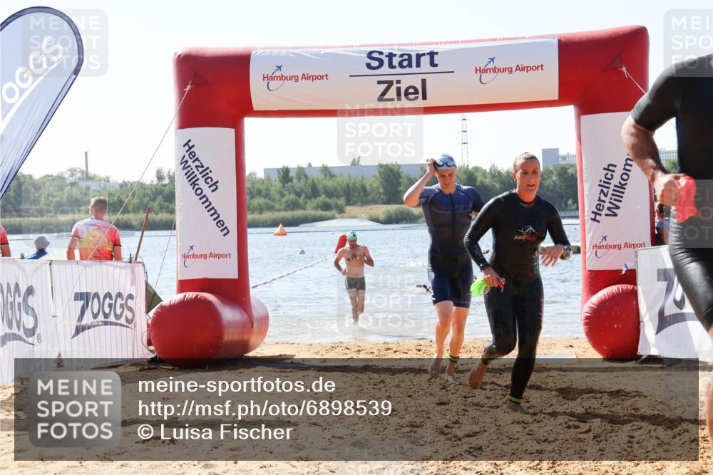 01.09.2024 - 17. Tribühne Triathlon Luisa Fischer http://msf.ph/oto/6898539 01.09.2024 11:44:31 Schwimmen 574, 594, 631, 648, 671, 692, 704, 706 meine-sportfotos.de