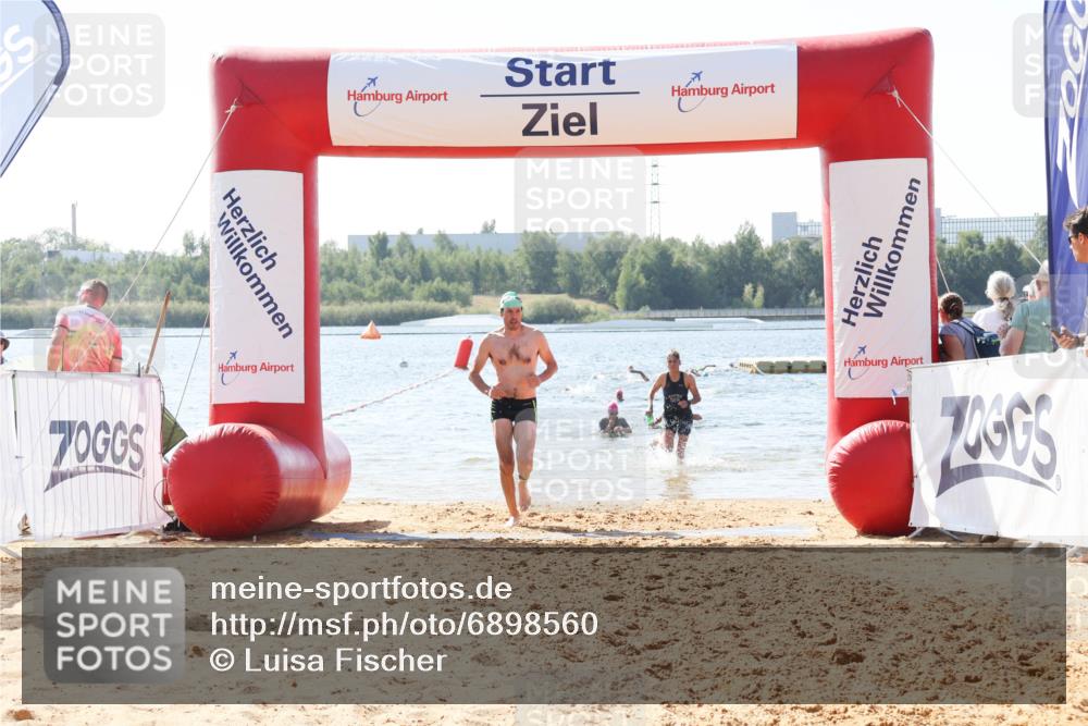 01.09.2024 - 17. Tribühne Triathlon Luisa Fischer http://msf.ph/oto/6898560 01.09.2024 11:44:34 Schwimmen 574, 594, 648, 671, 692, 704, 706 meine-sportfotos.de