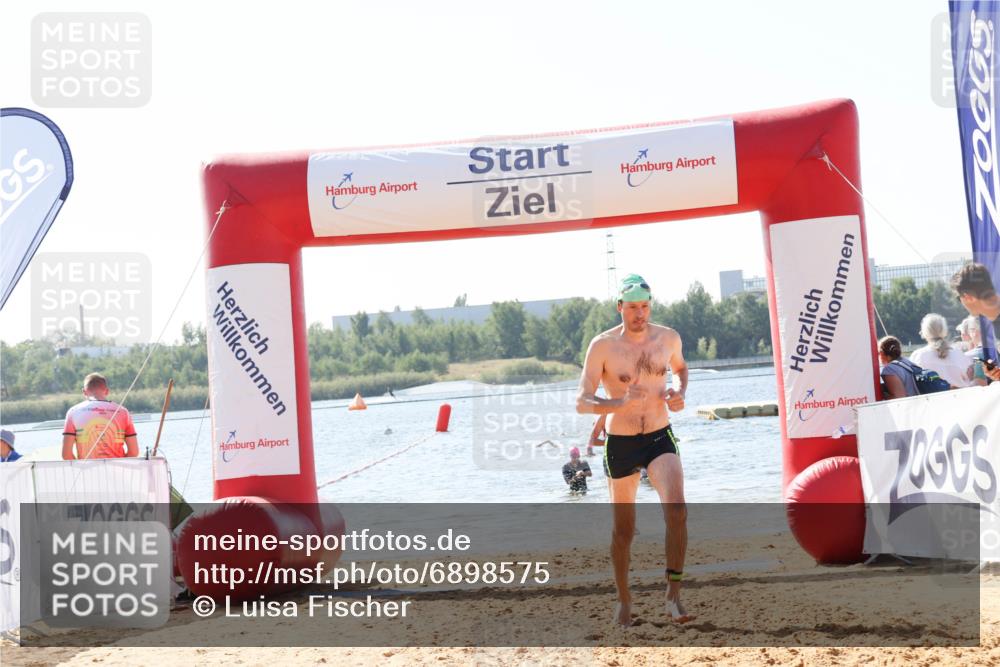 01.09.2024 - 17. Tribühne Triathlon Luisa Fischer http://msf.ph/oto/6898575 01.09.2024 11:44:36 Schwimmen 574, 594, 648, 671, 692, 704, 706 meine-sportfotos.de