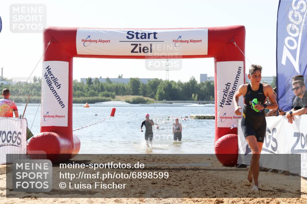 01.09.2024 - 17. Tribühne Triathlon Luisa Fischer http://msf.ph/oto/6898599 01.09.2024 11:44:41 Schwimmen 574, 579, 704 meine-sportfotos.de