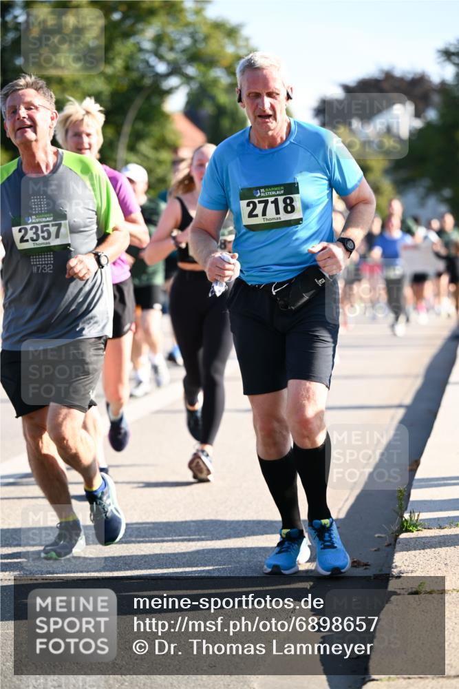 01.09.2024 - BARMER Alsterlauf Dr. Thomas Lammeyer http://msf.ph/oto/6898657 01.09.2024 09:36:42 Laufen 2357, 5, 10, 2718 meine-sportfotos.de