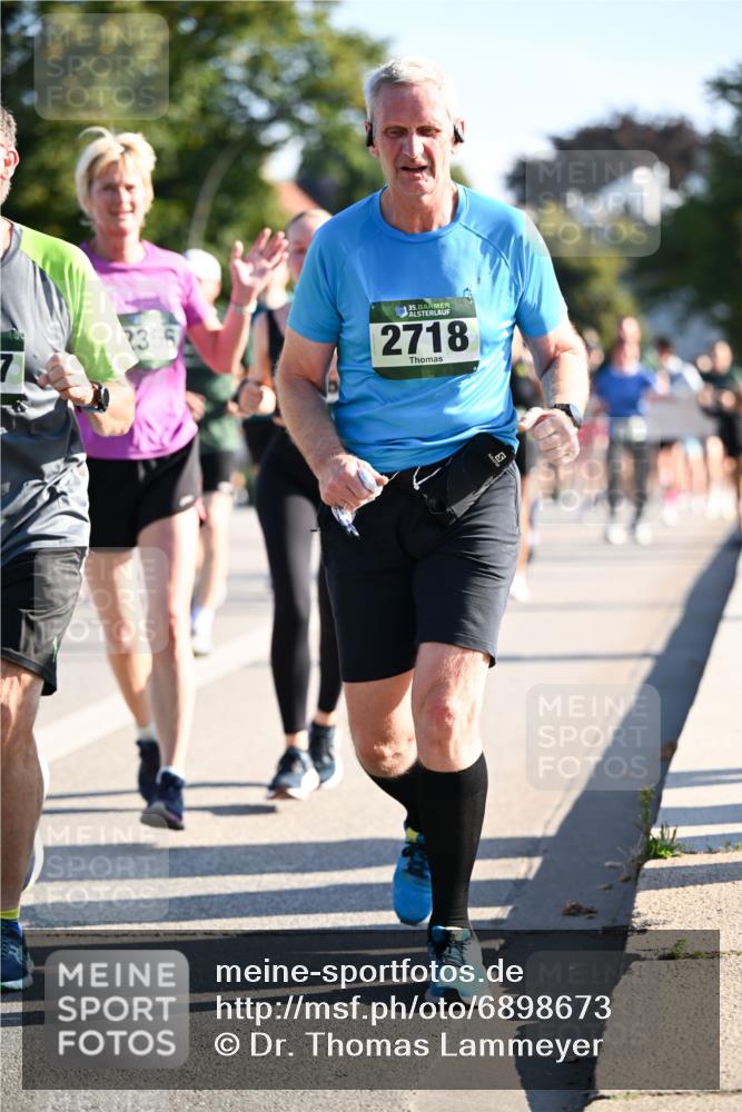 01.09.2024 - BARMER Alsterlauf Dr. Thomas Lammeyer http://msf.ph/oto/6898673 01.09.2024 09:36:43 Laufen 1356, 10, 2718 meine-sportfotos.de