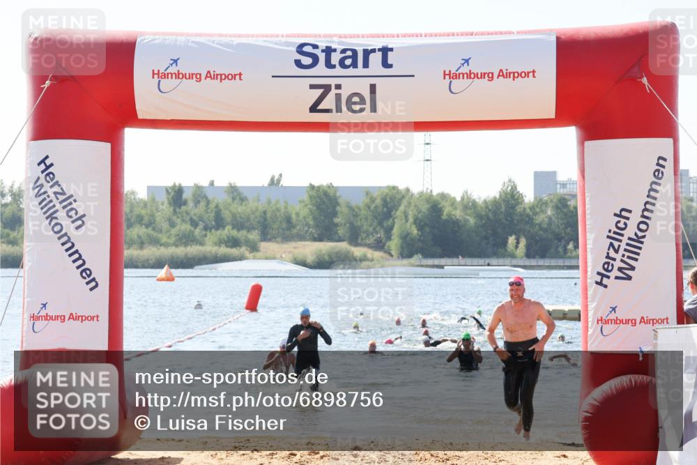 01.09.2024 - 17. Tribühne Triathlon Luisa Fischer http://msf.ph/oto/6898756 01.09.2024 11:45:15 Schwimmen 589, 593, 608, 673 meine-sportfotos.de