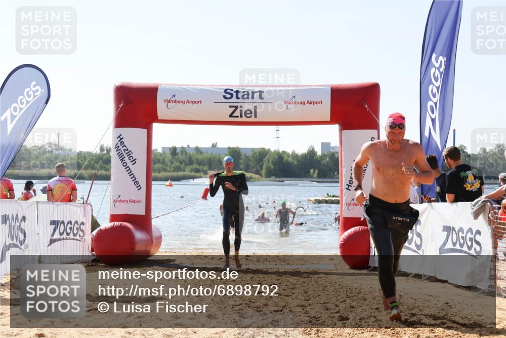 01.09.2024 - 17. Tribühne Triathlon Luisa Fischer http://msf.ph/oto/6898792 01.09.2024 11:45:21 Schwimmen 593, 608, 632, 710 meine-sportfotos.de