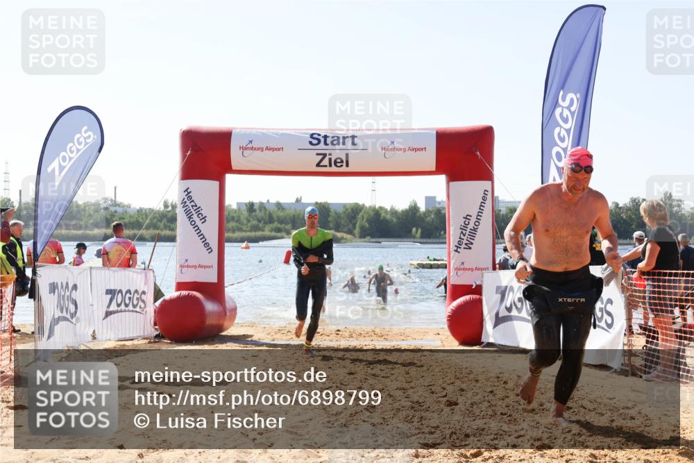 01.09.2024 - 17. Tribühne Triathlon Luisa Fischer http://msf.ph/oto/6898799 01.09.2024 11:45:21 Schwimmen 593, 608, 632, 710 meine-sportfotos.de