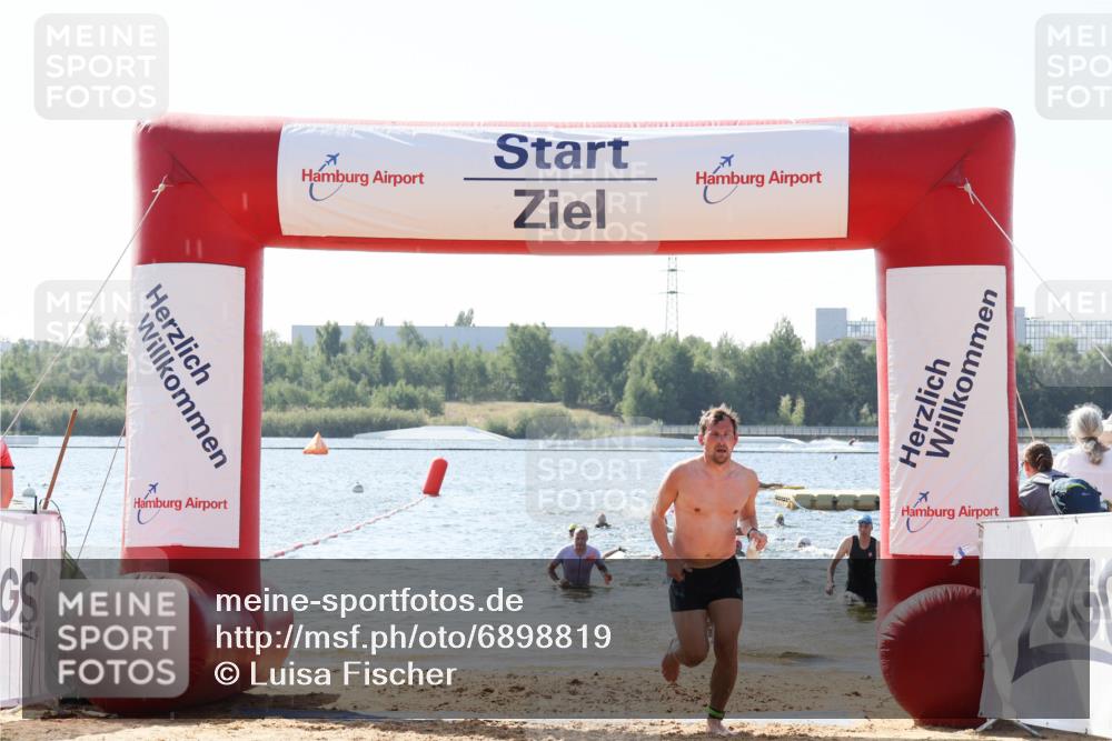 01.09.2024 - 17. Tribühne Triathlon Luisa Fischer http://msf.ph/oto/6898819 01.09.2024 11:45:25 Schwimmen 593, 601, 608, 632, 710 meine-sportfotos.de