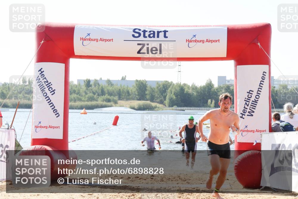 01.09.2024 - 17. Tribühne Triathlon Luisa Fischer http://msf.ph/oto/6898828 01.09.2024 11:45:25 Schwimmen 593, 601, 608, 632, 710 meine-sportfotos.de