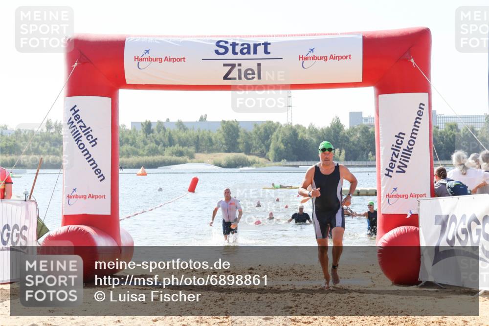 01.09.2024 - 17. Tribühne Triathlon Luisa Fischer http://msf.ph/oto/6898861 01.09.2024 11:45:29 Schwimmen 601, 608, 622, 632, 670, 679, 710 meine-sportfotos.de