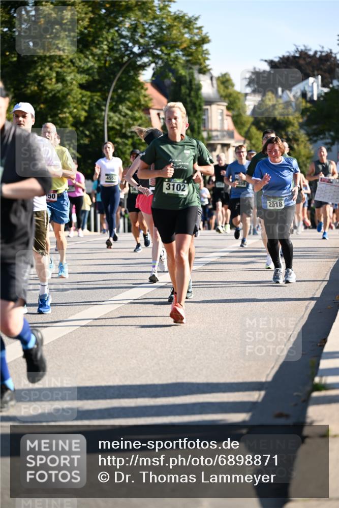 01.09.2024 - BARMER Alsterlauf Dr. Thomas Lammeyer http://msf.ph/oto/6898871 01.09.2024 09:36:47 Laufen 50, 4553, 3102, 2018 meine-sportfotos.de