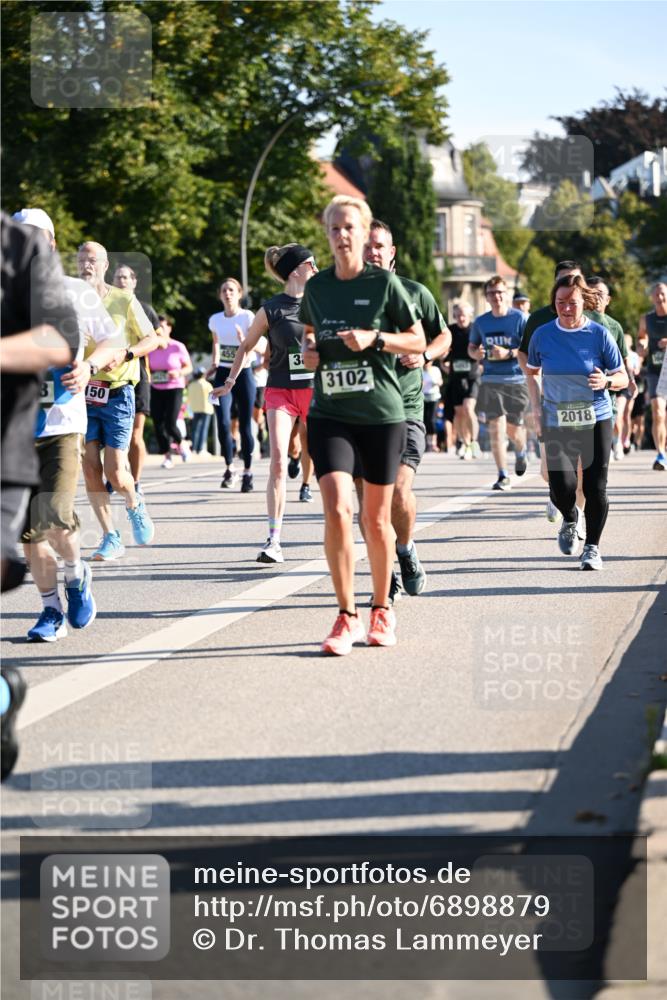 01.09.2024 - BARMER Alsterlauf Dr. Thomas Lammeyer http://msf.ph/oto/6898879 01.09.2024 09:36:48 Laufen 150, 455, 3, 3102, 2018 meine-sportfotos.de