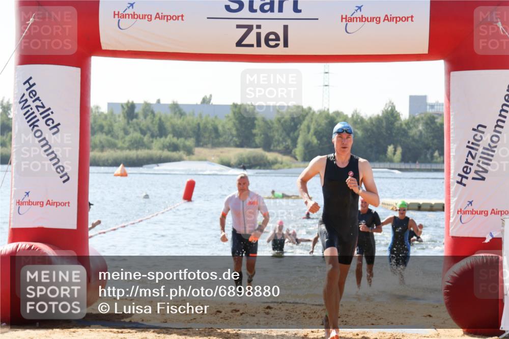 01.09.2024 - 17. Tribühne Triathlon Luisa Fischer http://msf.ph/oto/6898880 01.09.2024 11:45:32 Schwimmen 601, 622, 632, 670, 679, 710 meine-sportfotos.de