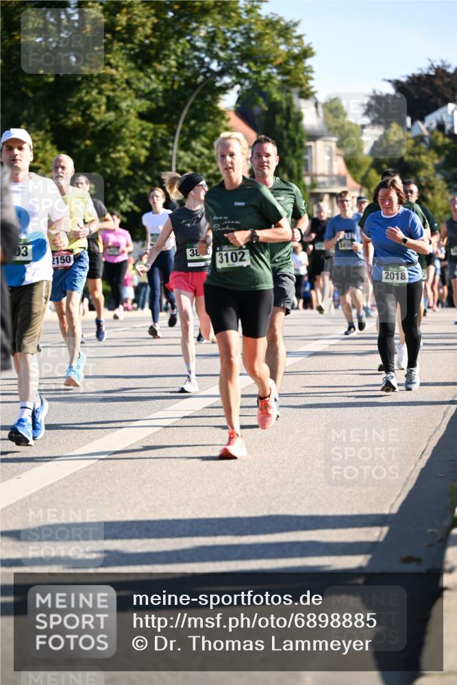 01.09.2024 - BARMER Alsterlauf Dr. Thomas Lammeyer http://msf.ph/oto/6898885 01.09.2024 09:36:48 Laufen 03, 2150, 380, 38, 3102, 3859, 2018 meine-sportfotos.de