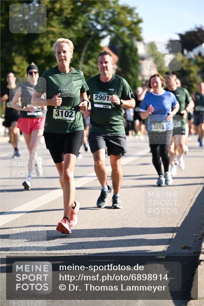 01.09.2024 - BARMER Alsterlauf Dr. Thomas Lammeyer http://msf.ph/oto/6898914 01.09.2024 09:36:49 Laufen 2901, 2901, 135, 3102, 2018 meine-sportfotos.de