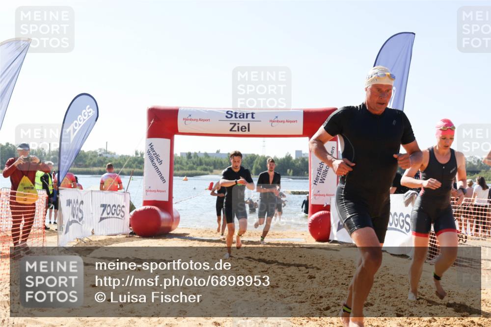 01.09.2024 - 17. Tribühne Triathlon Luisa Fischer http://msf.ph/oto/6898953 01.09.2024 11:45:45 Schwimmen 573, 598, 609, 611, 620, 622, 663, 675, 679, 713 meine-sportfotos.de