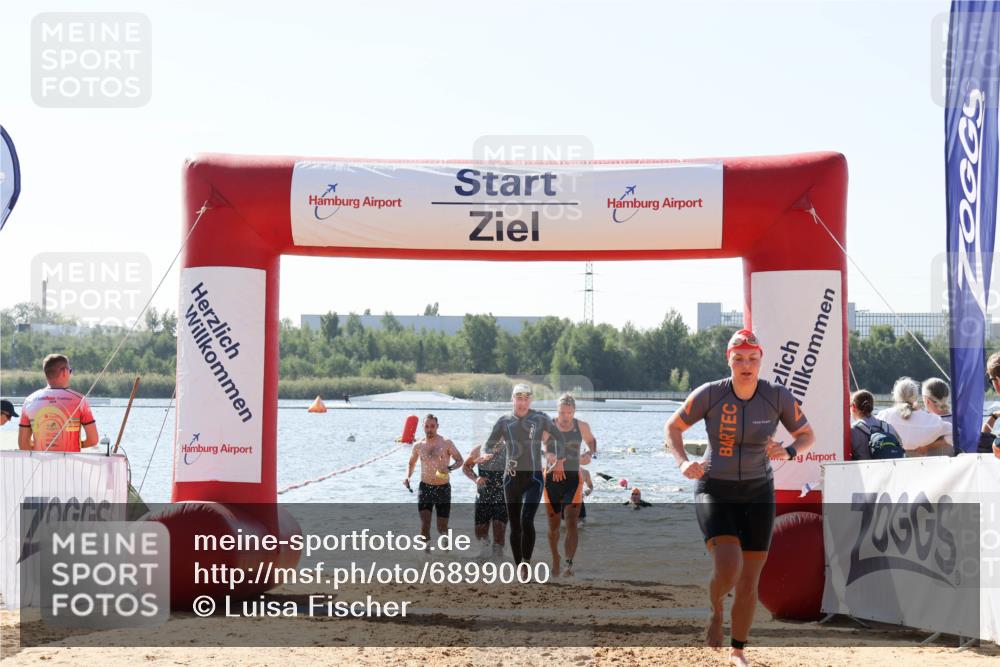 01.09.2024 - 17. Tribühne Triathlon Luisa Fischer http://msf.ph/oto/6899000 01.09.2024 11:45:51 Schwimmen 565, 573, 598, 600, 609, 611, 620, 654, 663, 675, 713 meine-sportfotos.de