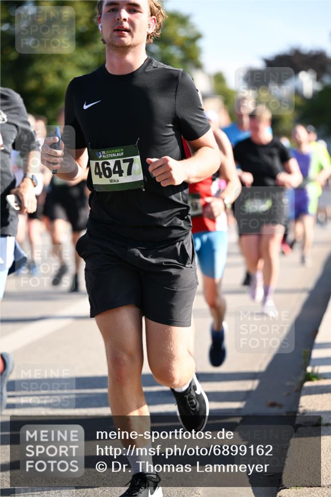 01.09.2024 - BARMER Alsterlauf Dr. Thomas Lammeyer http://msf.ph/oto/6899162 01.09.2024 09:37:00 Laufen 35, 4647 meine-sportfotos.de
