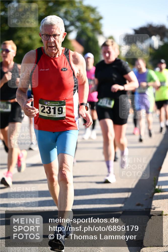 01.09.2024 - BARMER Alsterlauf Dr. Thomas Lammeyer http://msf.ph/oto/6899179 01.09.2024 09:37:01 Laufen 80, 35, 2319 meine-sportfotos.de