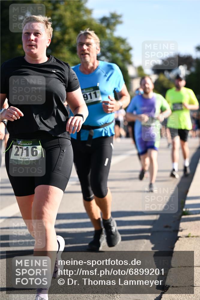 01.09.2024 - BARMER Alsterlauf Dr. Thomas Lammeyer http://msf.ph/oto/6899201 01.09.2024 09:37:03 Laufen 35, 2716, 911 meine-sportfotos.de