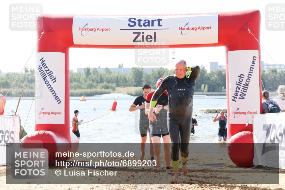 01.09.2024 - 17. Tribühne Triathlon Luisa Fischer http://msf.ph/oto/6899203 01.09.2024 11:46:11 Schwimmen 585, 595, 616, 645, 664, 685, 690 meine-sportfotos.de